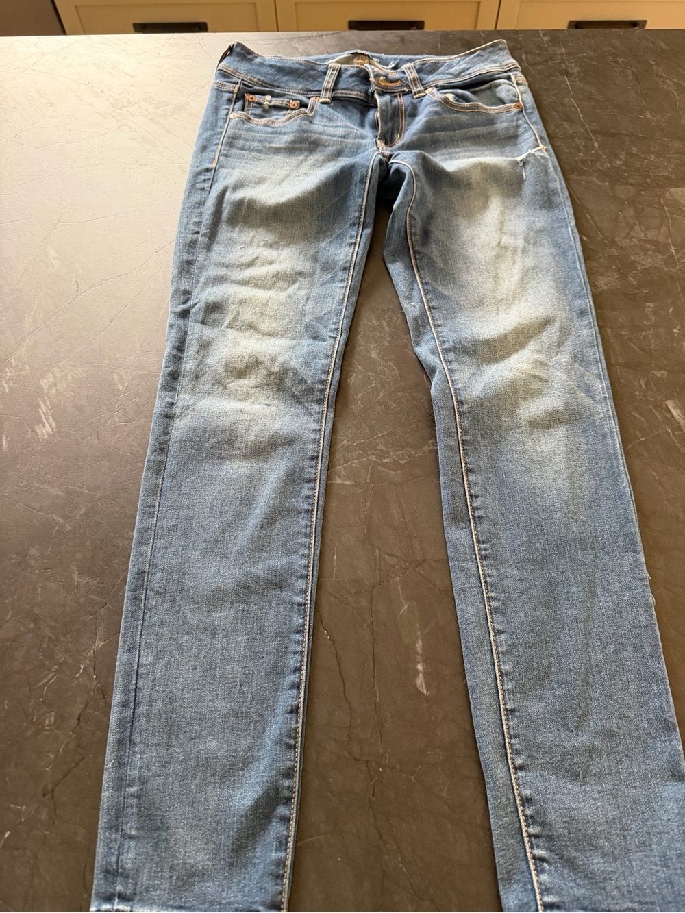 American Eagle Outfitters Light Blue Skinny Jeans